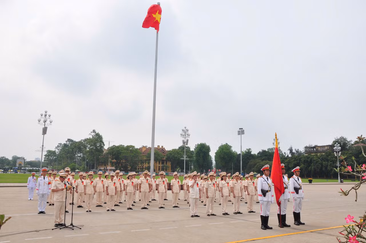 Cụm thi đua số 1, Bộ Công an báo công dâng Bác -1