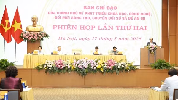 Phát triển khoa học công nghệ, đổi mới sáng tạo và chuyển đổi số là nền tảng để phát triển nhanh, bền vững