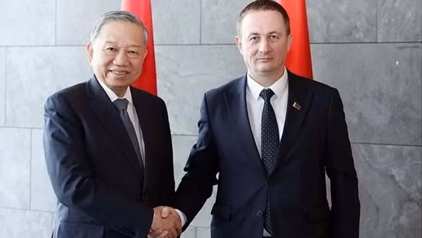 Tổng Bí thư Tô Lâm hội kiến Thủ tướng Belarus Aleksandr Turchin