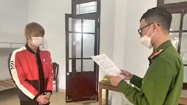 Mua bán trái phép các tài khoản ngân hàng để chiếm đoạt tài sản ảnh 2