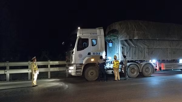 Yên bình biên giới Tây Giang ảnh 2