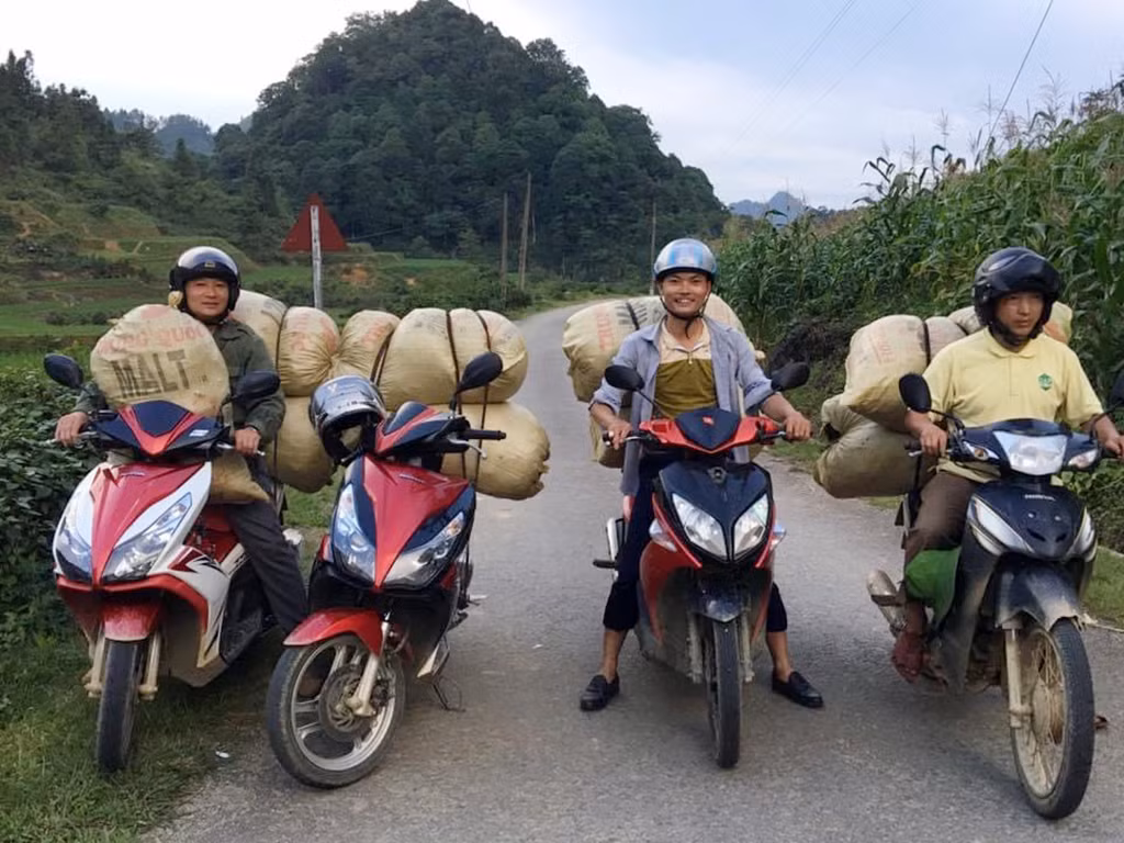 Nắng ấm bản sương giăng -0