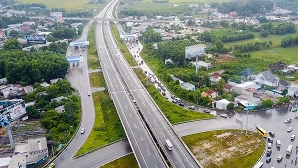 ĐBSCL phấn đấu có khoảng 500 km đường cao tốc ảnh 2