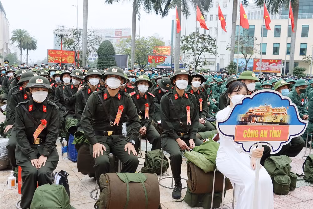 Hơn 1.450 thanh niên Thừa Thiên-Huế lên đường tòng quân -0