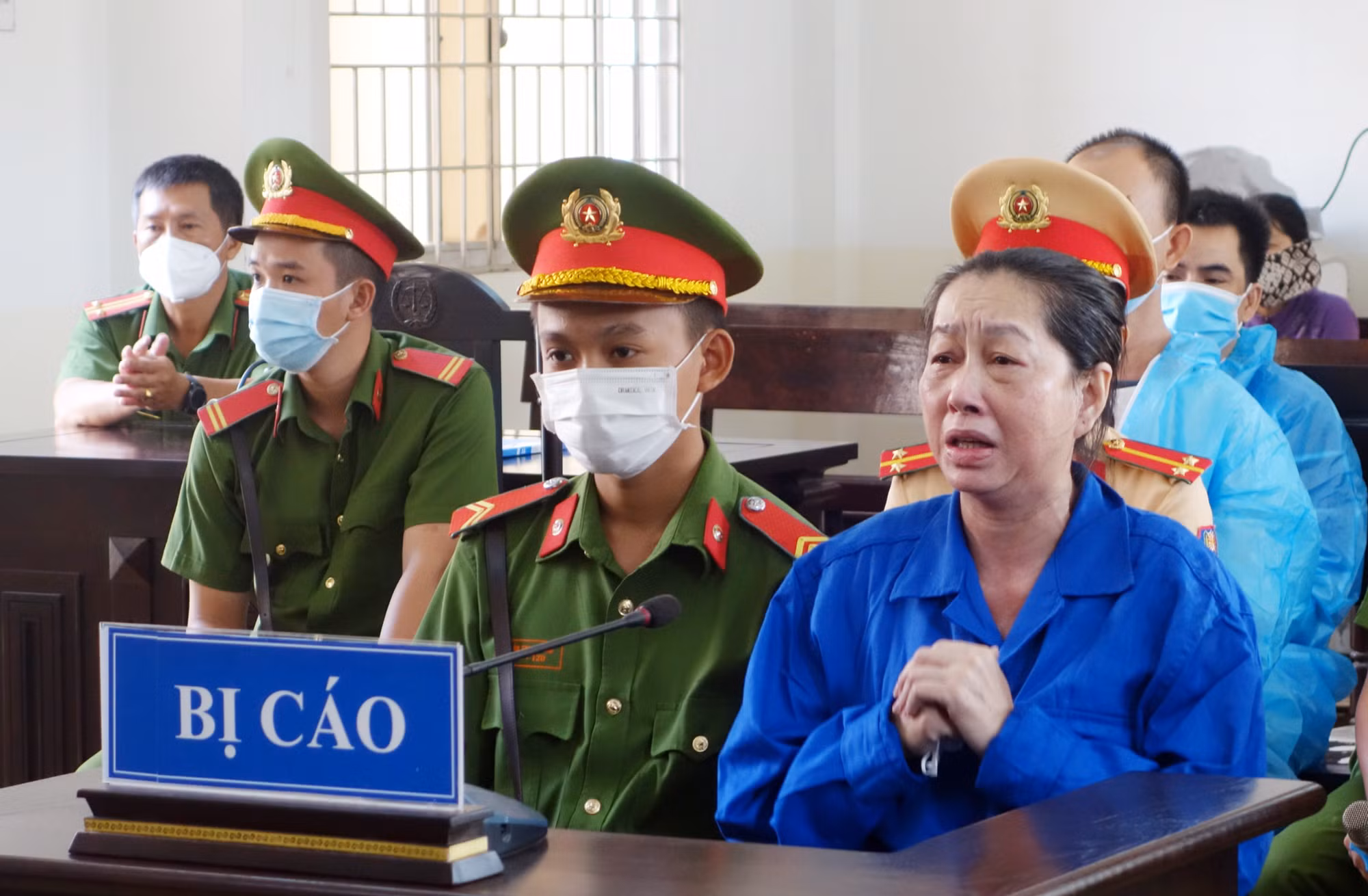 Đề nghị mức án từ 7-9 năm tù đối với “bà trùm buôn lậu” Mười Tường -0