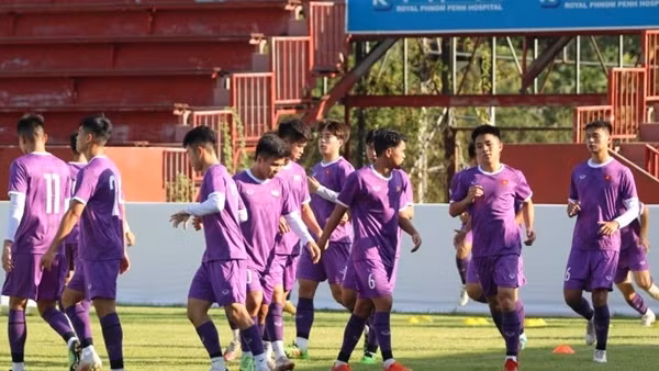 U23 Việt Nam nhận "tin dữ" ngay sau trận đại thắng Singapore ảnh 2