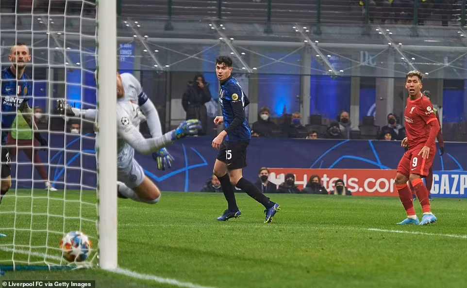 Firmino và Salah giúp Liverpool giải mã thành công Inter -0