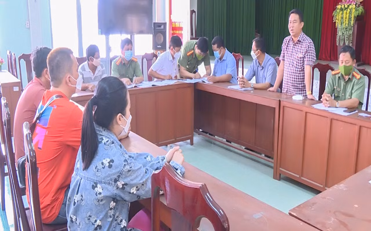 cong an tpvl. thanh tra so van hoa the thao va du lich lam viec chu quan õ baby.jpg -0