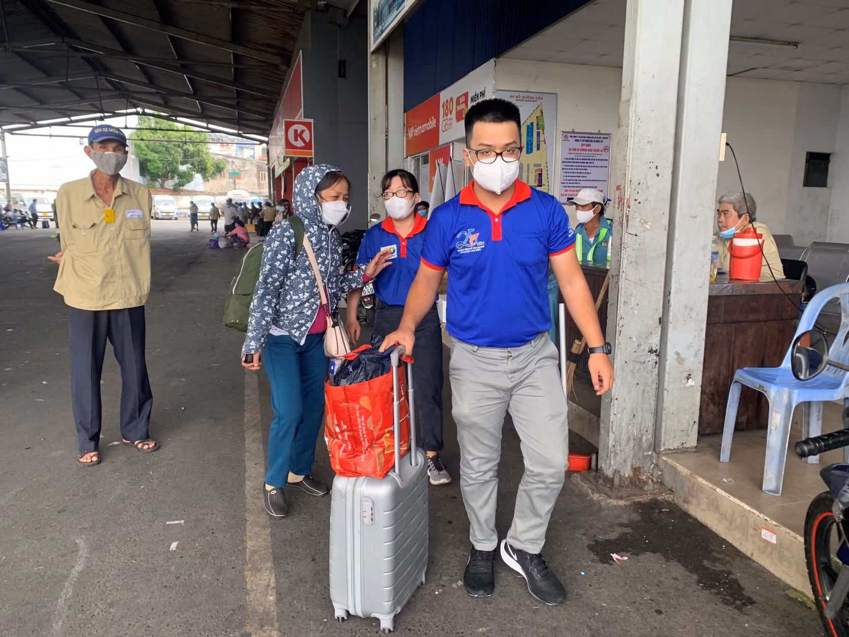 Chương trình đón sinh viên từ các tỉnh thành trở lại TP Hồ Chí Minh -0