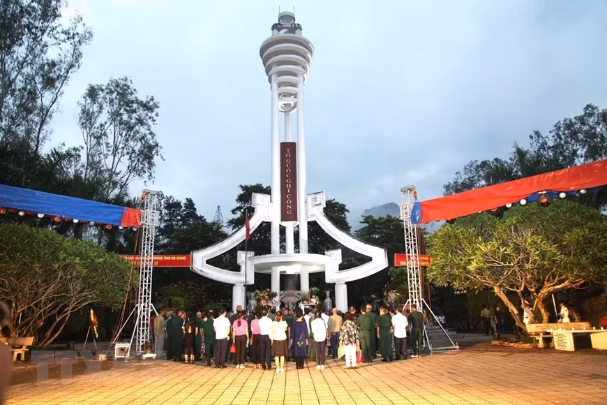 Bảo vệ biên giới phía Bắc: Cuộc chiến đấu chính nghĩa của dân tộc -0
