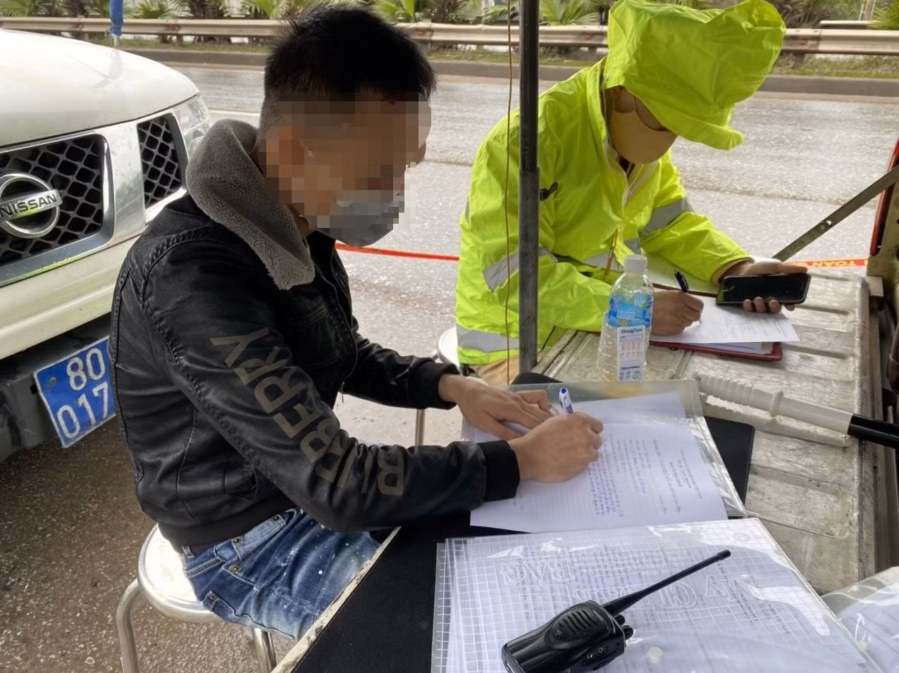 Tài xế dương tính ma túy bị tuýt còi trên cao tốc -0