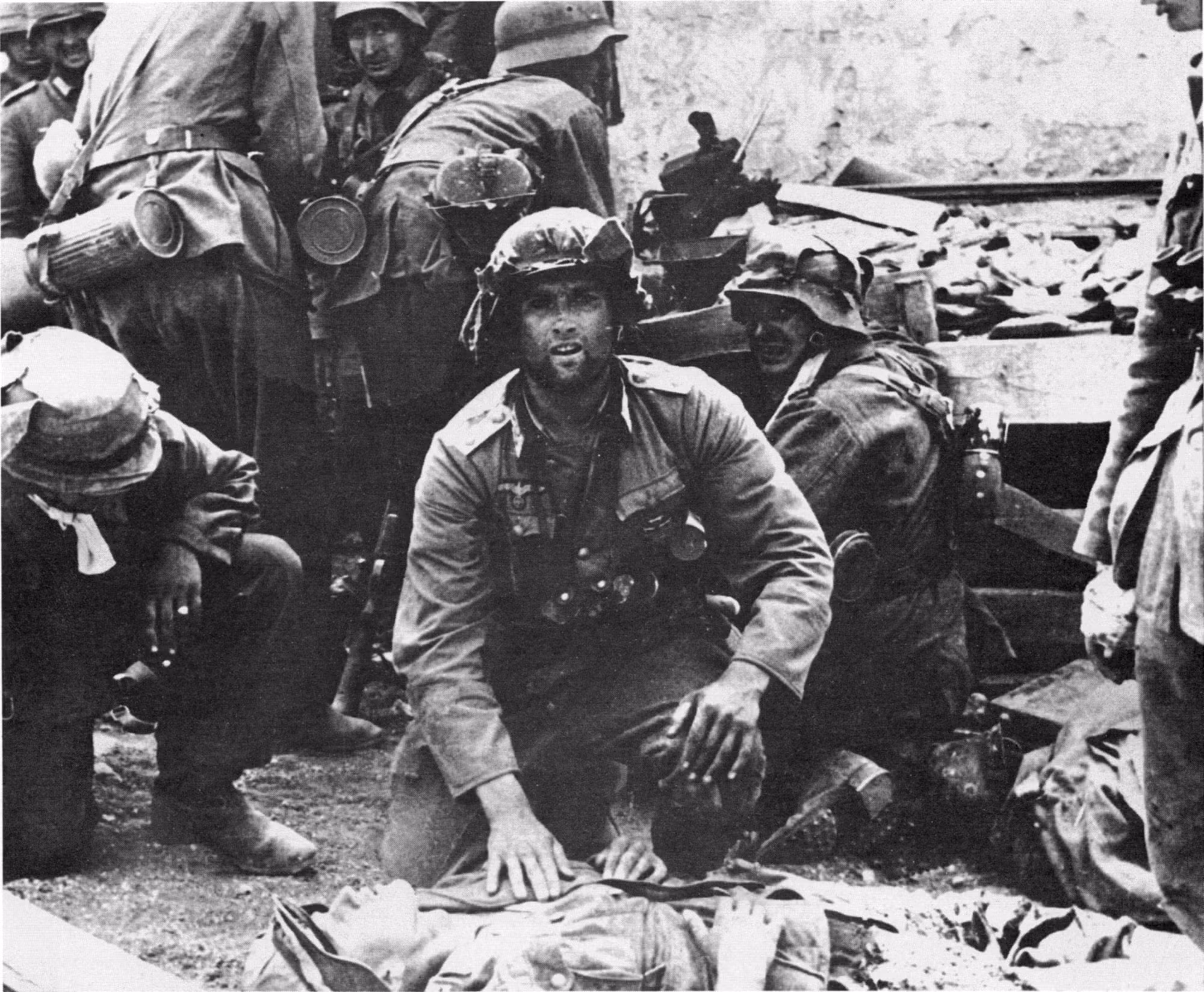 Đệ nhị Thế chiến mùa Xuân 1942: Thế cờ sau trung cục -0
