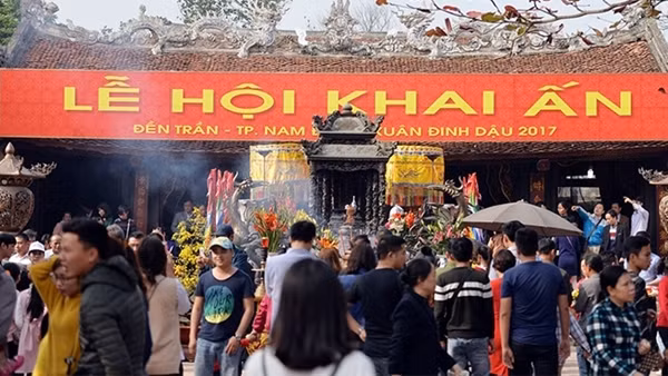 Không tổ chức Lễ hội Khai ấn Đền Trần năm 2022