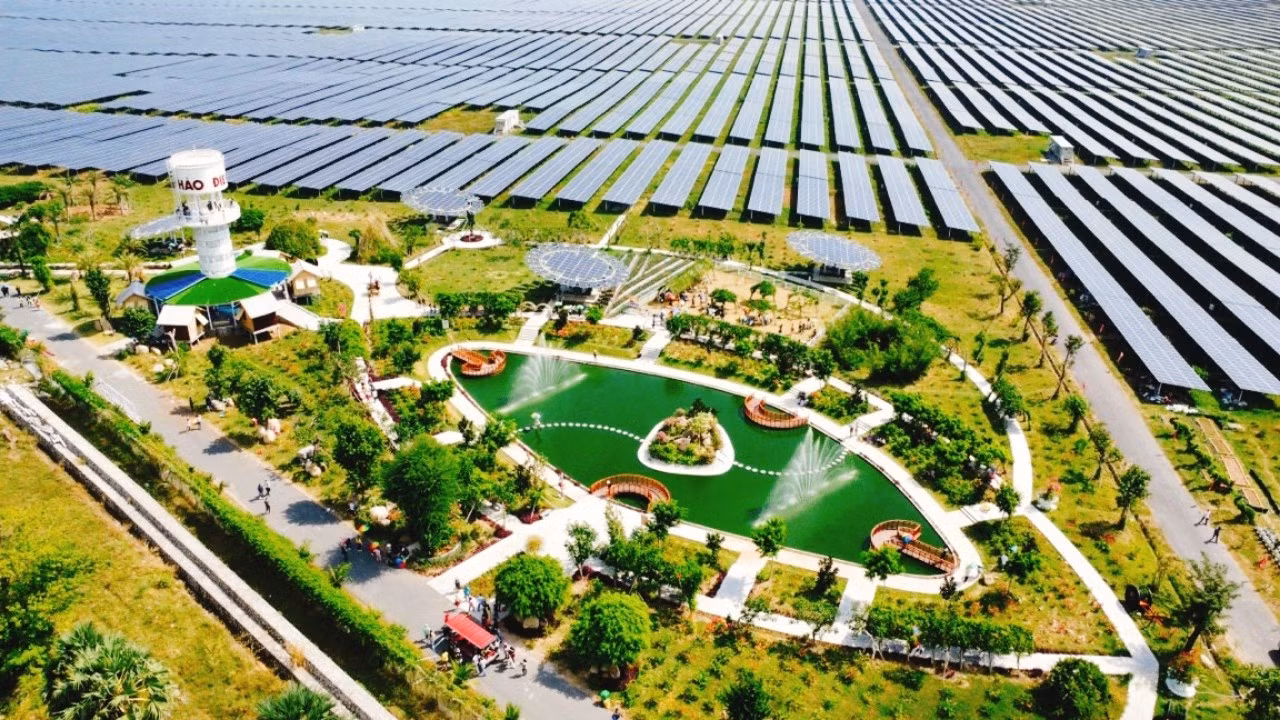 Khu du lịch sinh thái An Hảo sáng điện đón xuân -0