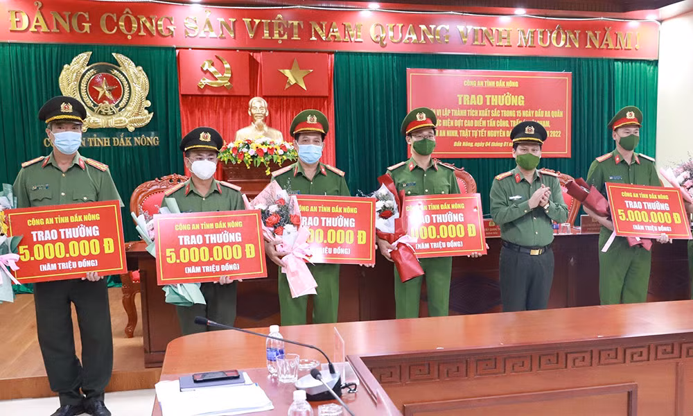 Đổi mới lề lối, tác phong, Công an Đắk Nông nhận gần 100 thư cảm ơn -0