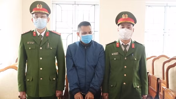 Thua độ bóng đá, cán bộ địa chính “vẽ” 14 lô đất đem bán ảnh 3