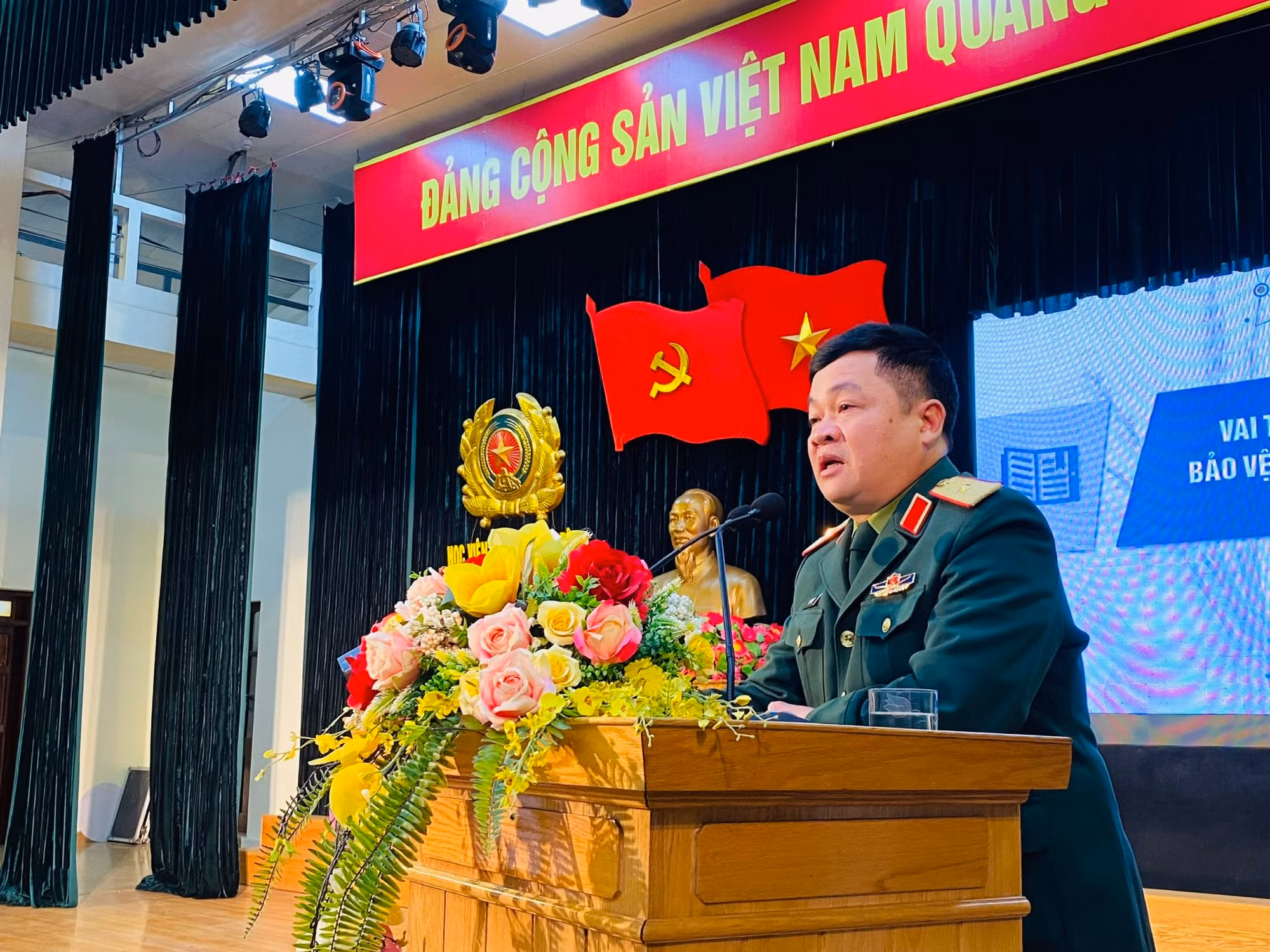Hội thảo khoa học “Lực lượng tham gia bảo vệ an ninh, trật tự ở cơ sở- lý luận và thực tiễn” -0