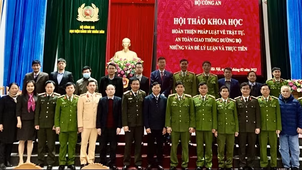Các chuyên gia nói gì về dự án Luật Trật tự an toàn giao thông đường bộ? ảnh 2