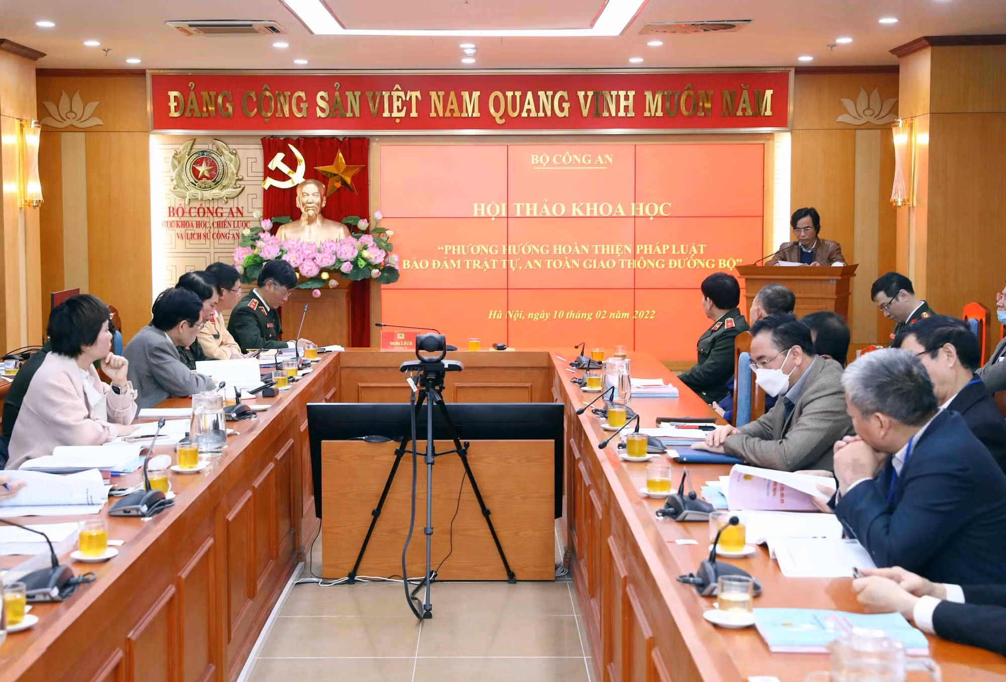 Phương hướng hoàn thiện pháp luật bảo đảm trật tự, an toàn giao thông đường bộ -0