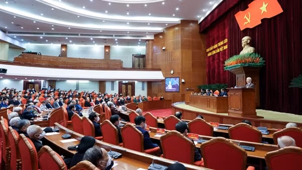 Bộ Chính trị gặp mặt các nguyên lãnh đạo cấp cao của Đảng, Nhà nước