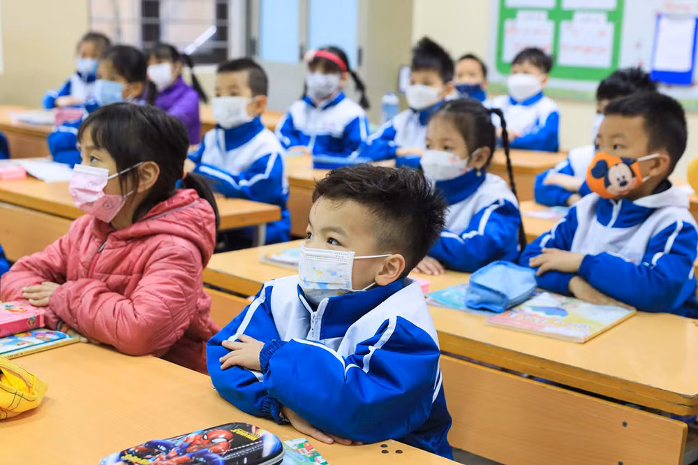 Nỗ lực hóa giải mối lo trẻ đi học trở lại khi F0 tăng -0
