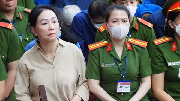 Hành trình 10 năm bà Trương Mỹ Lan “rút ruột” ngân hàng SCB như thế nào?