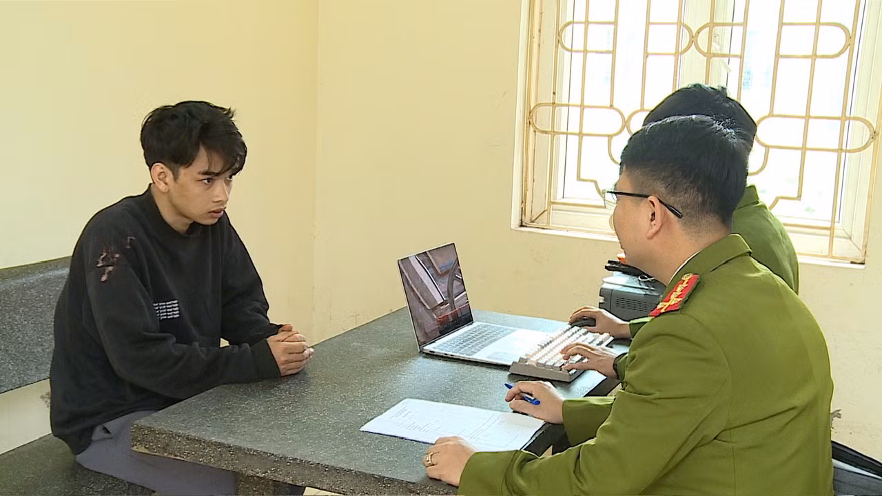 Đối tượng thứ 3 trong vụ cướp giật 1 tỷ đồng ở Vĩnh Phúc đã ra đầu thú -0