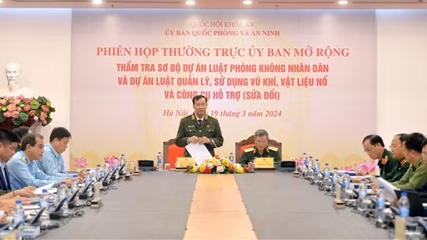 Ủy ban Quốc phòng và An ninh thẩm tra sơ bộ dự án Luật Phòng không nhân dân