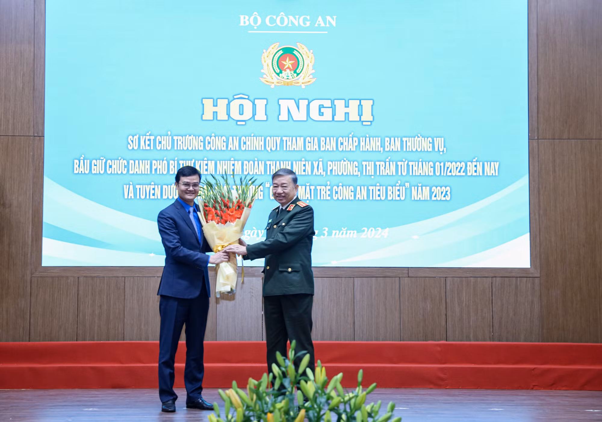 Phát huy vai trò của đoàn viên thanh niên Công an tại cơ sở -0