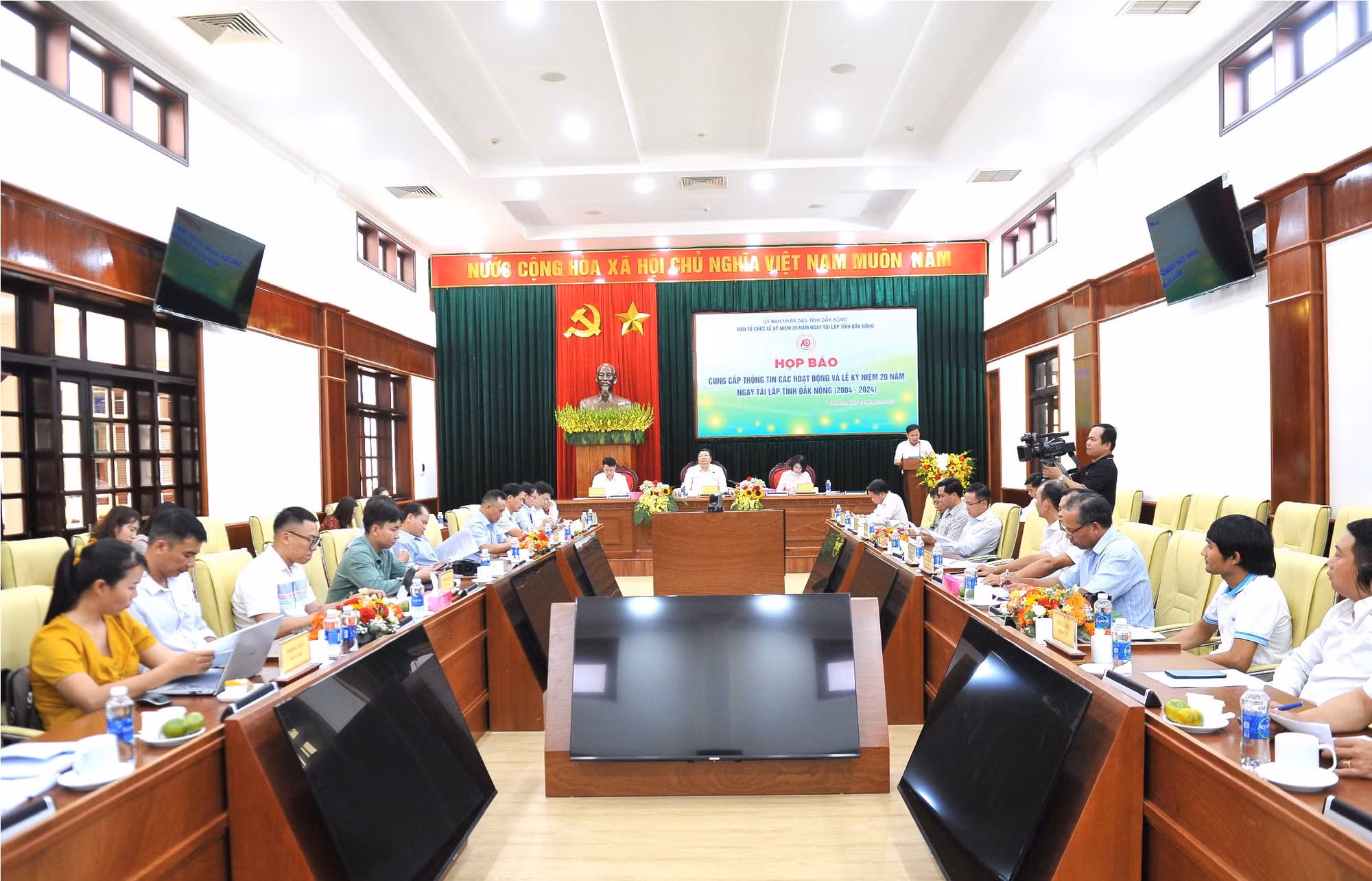 Nhiều hoạt động kỷ niệm 20 năm ngày tái lập tỉnh Đắk Nông -0