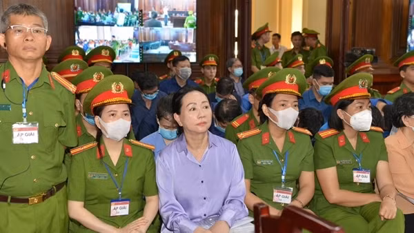 Bà Trương Mỹ Lan xin bán một số tài sản để khắc phục hậu quả