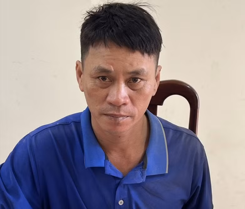 Cháu bé bị cha dượng đánh đập dã man -0
