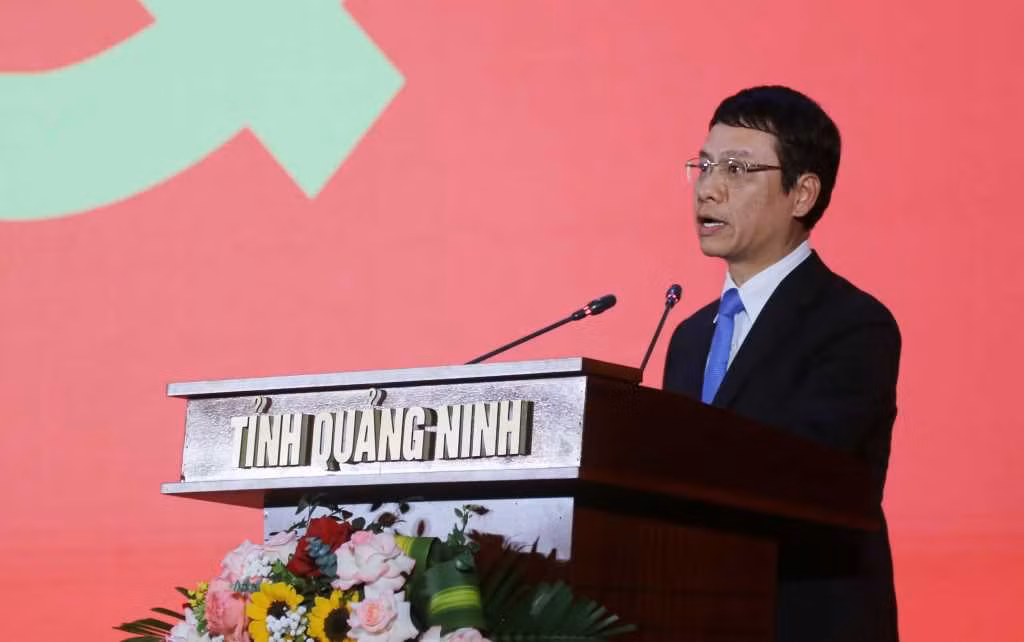 Phát động phong trào “Thanh xuân dâng Đảng” và tổ chức chiếu phim “Đào, Phở và Piano” -0