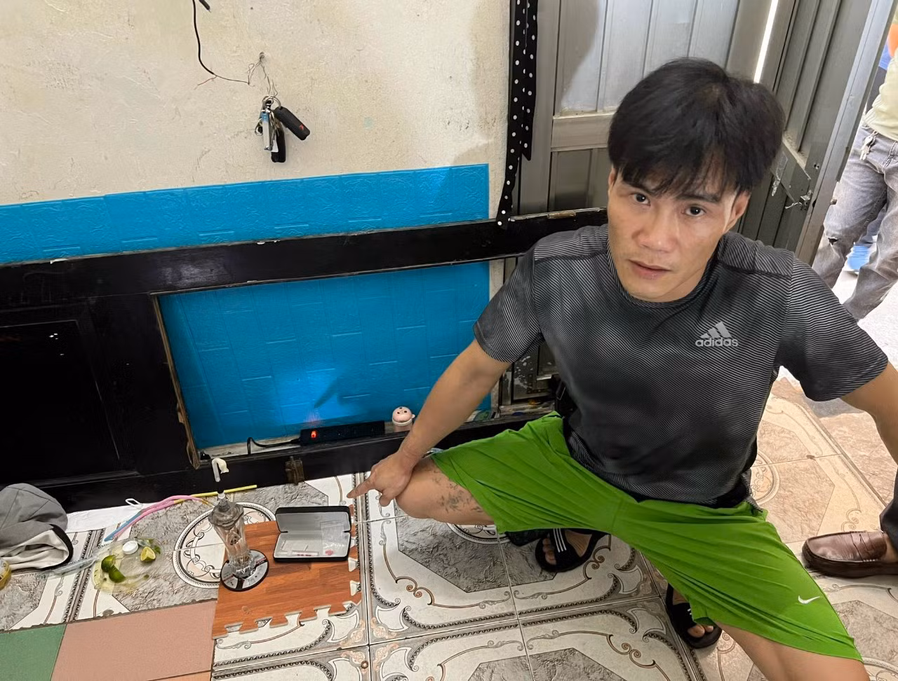 Truy tố nhóm đối tượng có tiền án sử dụng ma túy, trộm cắp xe máy, tàng trữ súng, đạn -0