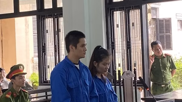 Bán hồng phiến, cặp vợ chồng trẻ lĩnh 40 năm tù