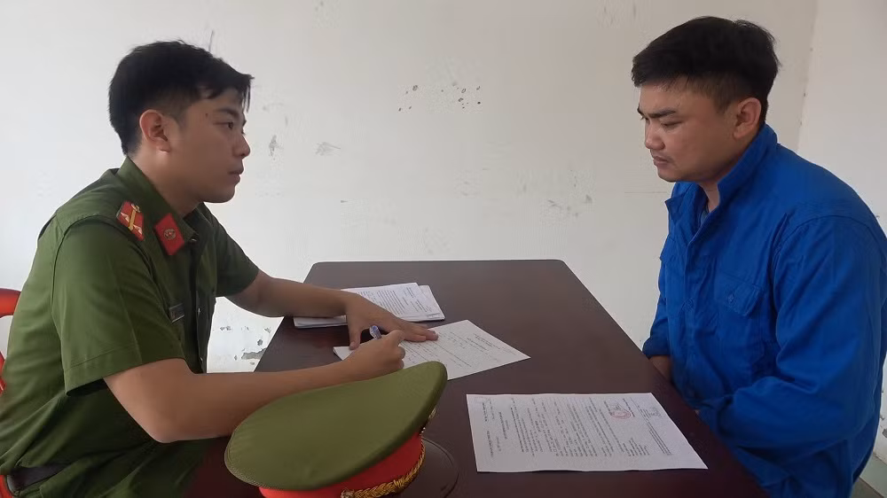 Tạm giữ hình sự lái xe khách gây tai nạn làm 2 người chết rồi rời khỏi hiện trường -0