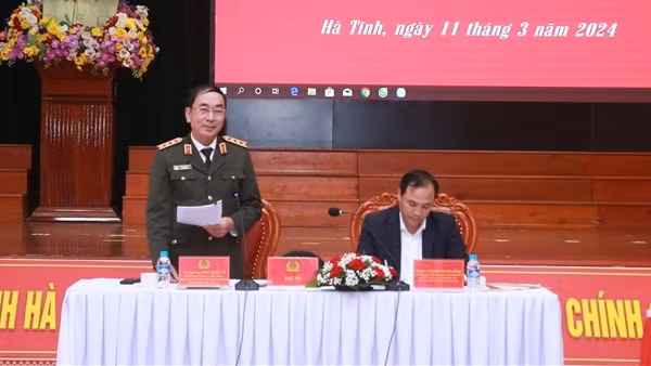 Thứ trưởng Trần Quốc Tỏ biểu dương những nỗ lực của Công an Hà Tĩnh