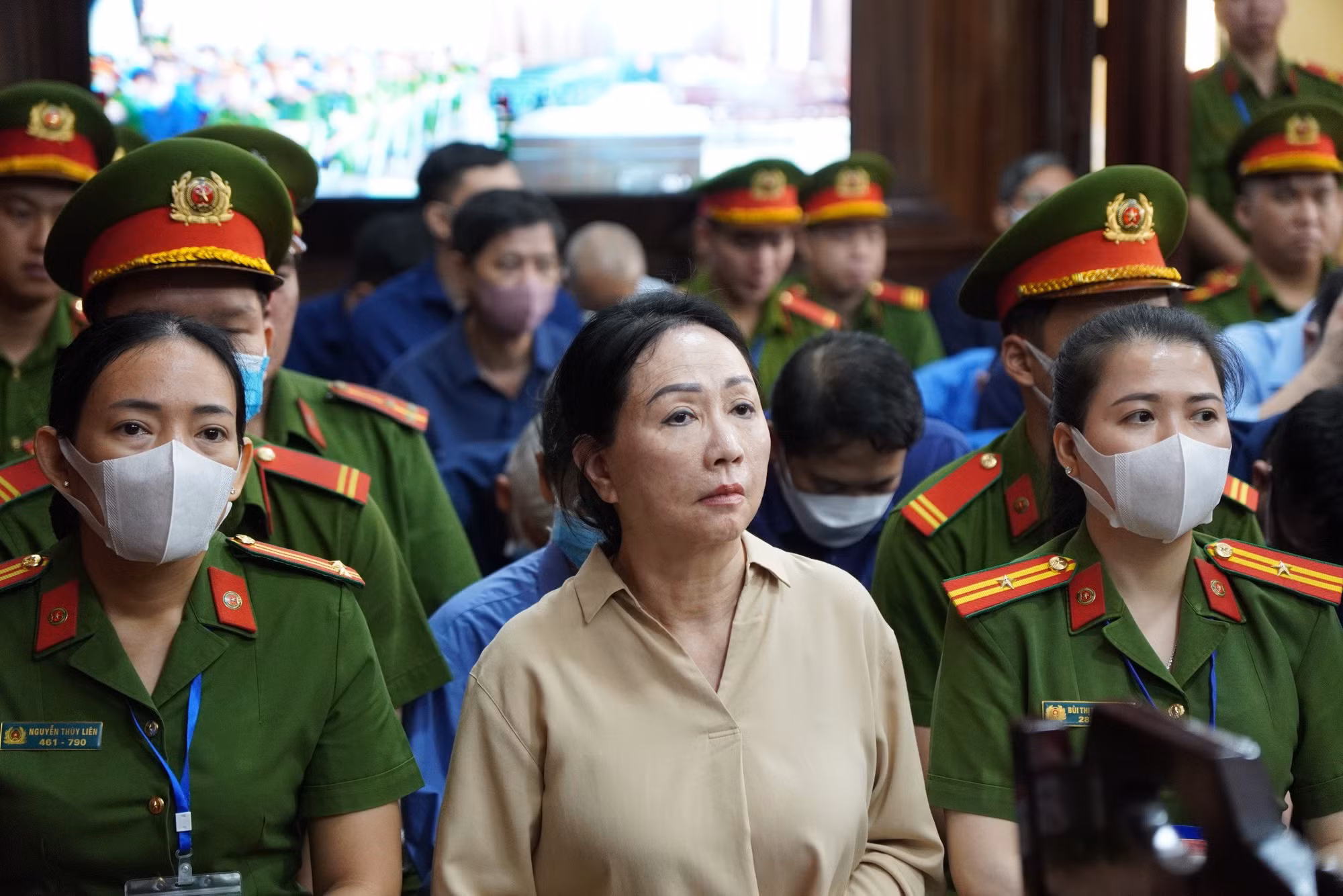 Cựu Phó Chủ tịch Ngân hàng SCB “ủng hộ” Trương Mỹ Lan gây thiệt hại gần 2200 tỷ đồng -0