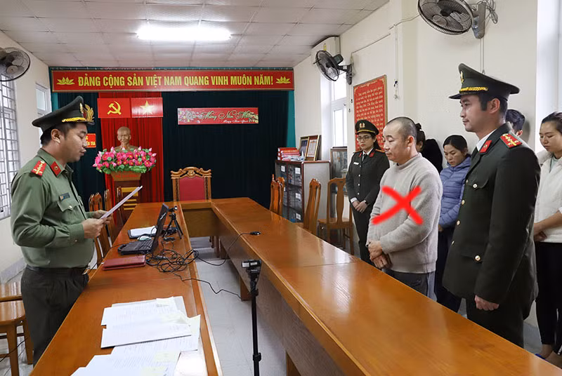 Khởi tố 6 đối tượng trong đường dây “Tổ chức cho người khác trốn đi nước ngoài” -0