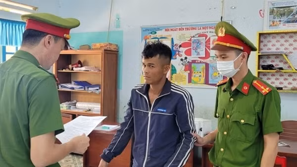 “Nổ” bán đất ảo vùng ven để chiếm đoạt tiền thật