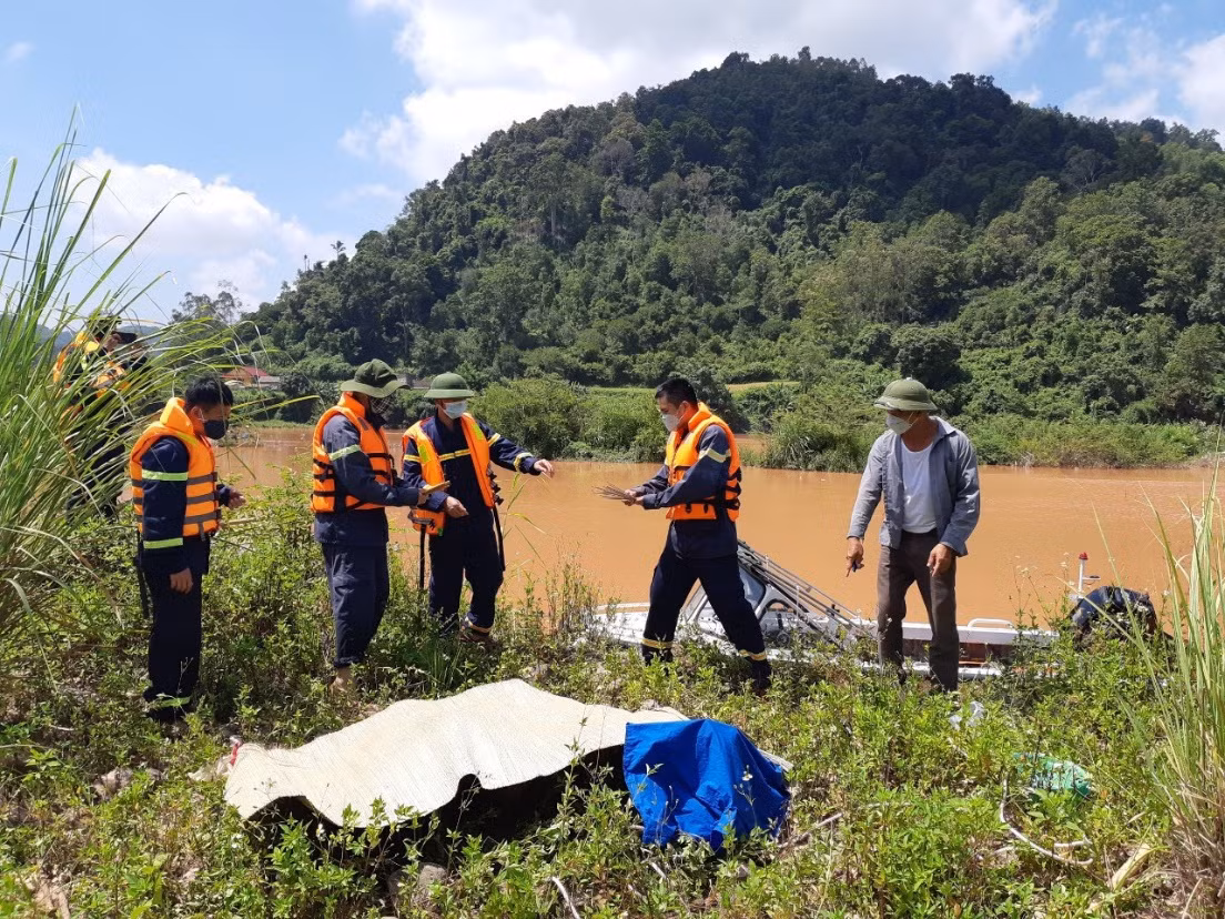 Phát hiện thi thể học sinh bị nước cuốn trôi sau 4 ngày tìm kiếm -0