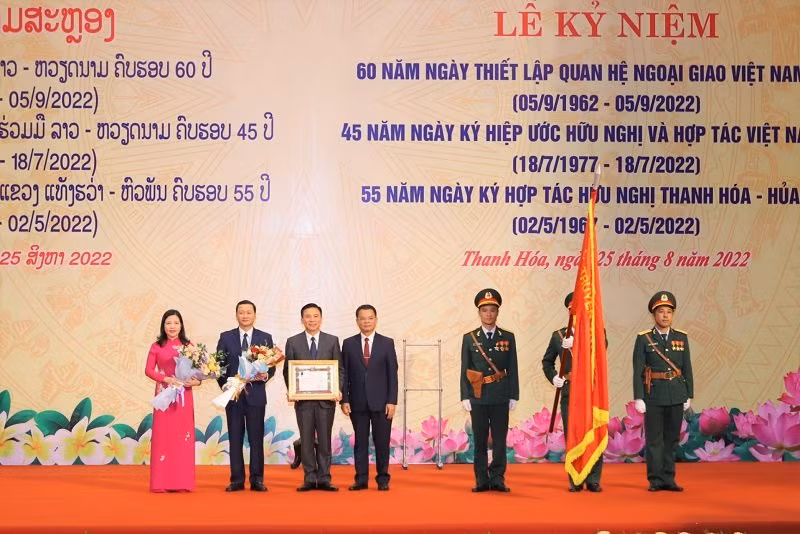  Việt Nam – Lào “quan hệ hữu nghị vĩ đại” -0