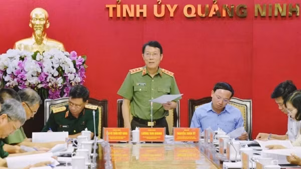 Khảo sát việc thực hiện Nghị quyết Trung ương 8 khóa XI tại Quảng Ninh