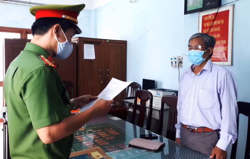 Bắt tạm giam nguyên Phó Giám đốc Sở Tư pháp và Phó Cục trưởng Cục thuế tỉnh Phú Yên -0