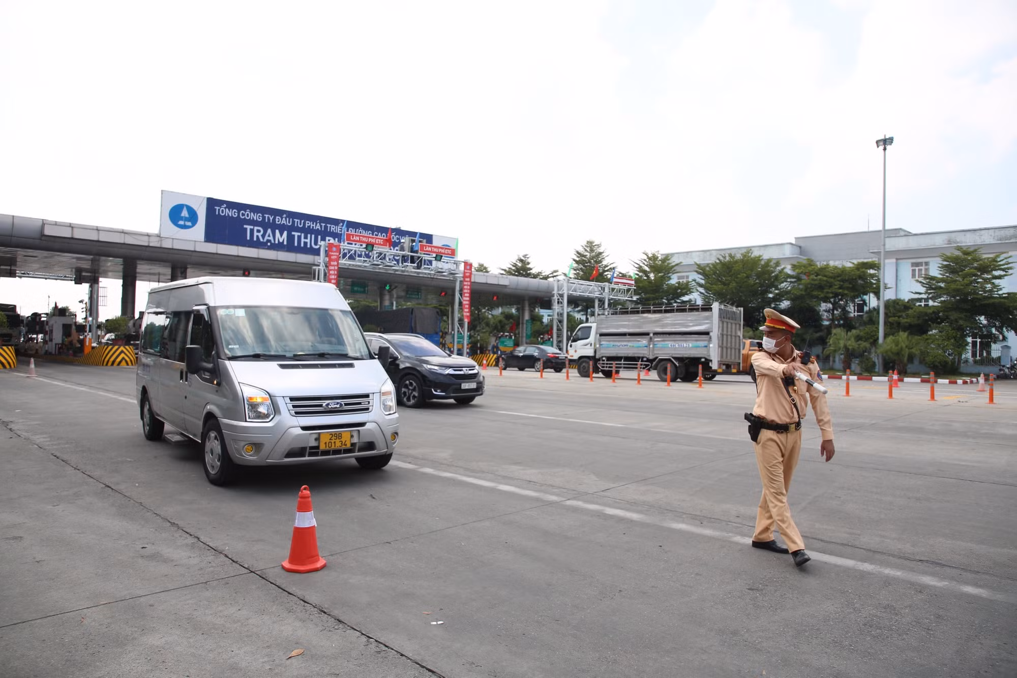 Cảnh cáo nhà xe không được tùy tiện tăng cước, phụ thu dịp 2/9 -0