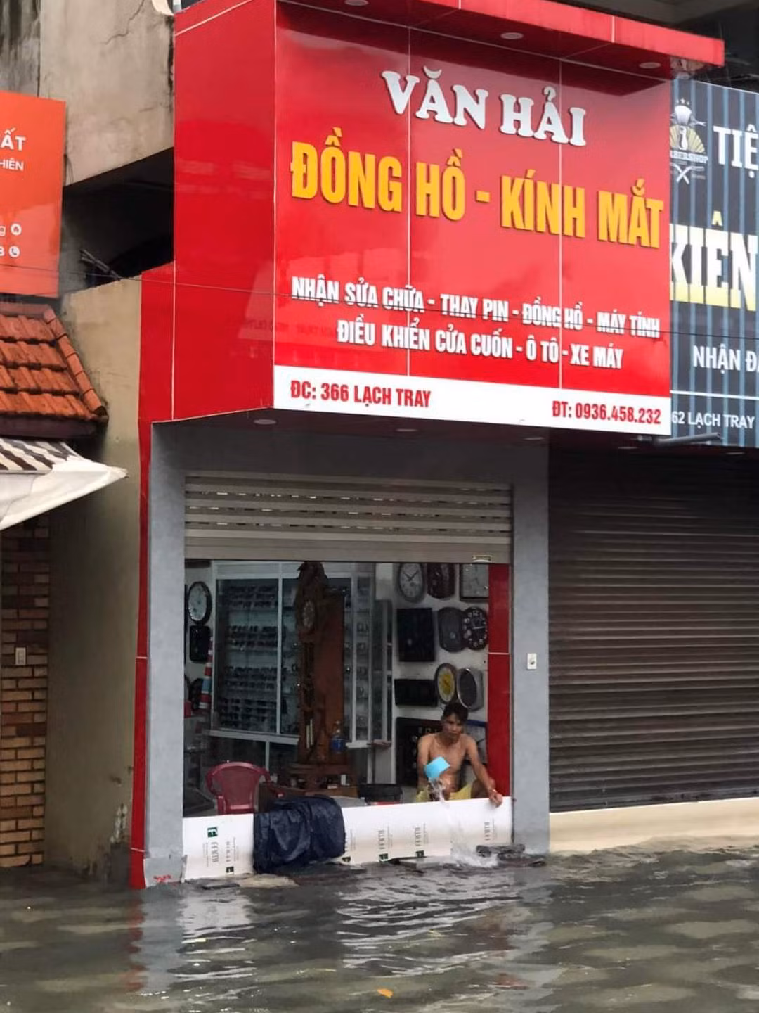 Nhiều tuyến phố tại Hải Phòng và Quảng Ninh ngập lụt sau mưa lớn -0