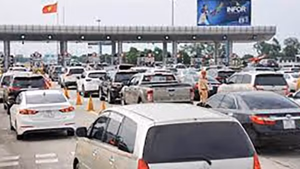 Chủ động xả trạm khi xảy ra ùn tắc kéo dài dịp 2/9