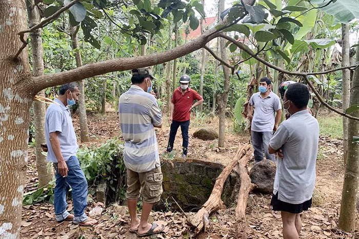 Truy tố hung thủ đốt và giấu xác cô gái trẻ dưới giếng cạn -0