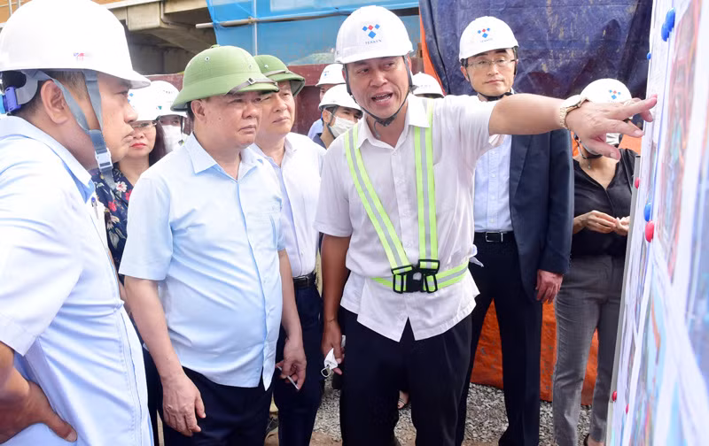 Bí thư Thành ủy Hà Nội chỉ đạo nóng việc Bảo tàng Hà Nội "phơi sương"