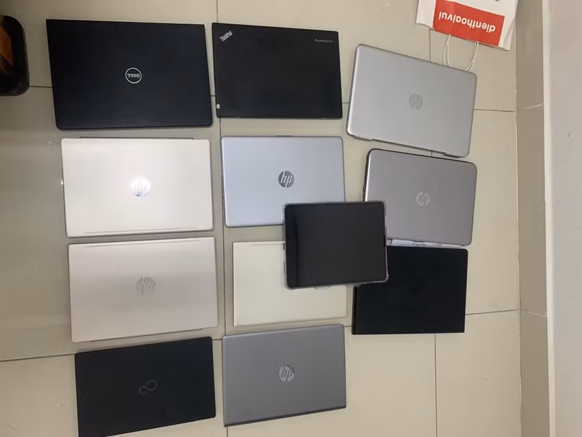 Đột nhập công ty trộm hàng chục laptop&nbsp;bán lấy tiền…chơi game -0